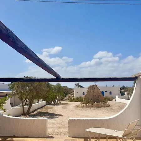 Di Cala Creta * 람페두사